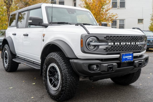 Used 2023 Ford Bronco Badlands w/ Sasquatch Package image 4