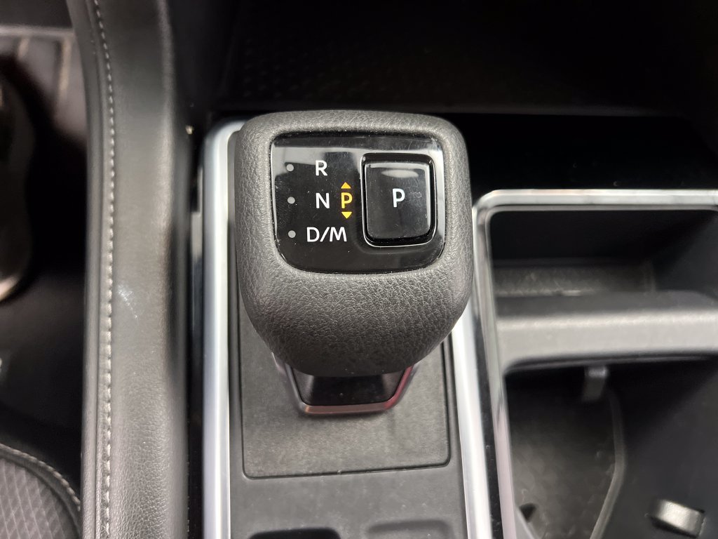 Used 2024 Nissan Pathfinder SV FWD image 54
