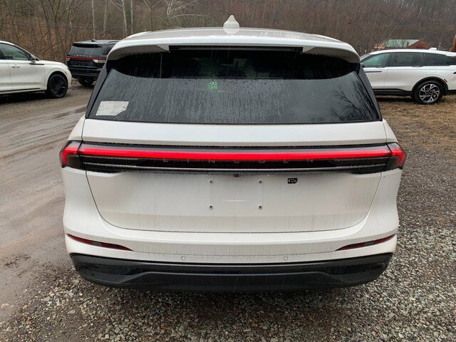 New 2026 Lincoln Nautilus Premier w/ Equipment Group 102A image 11
