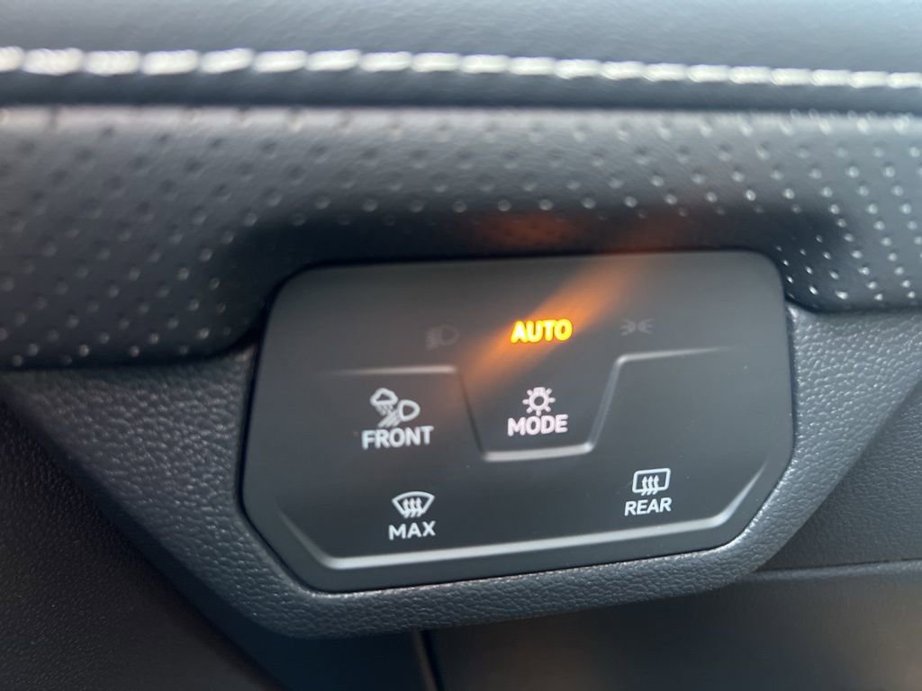 New 2026 Volkswagen Atlas SE image 19