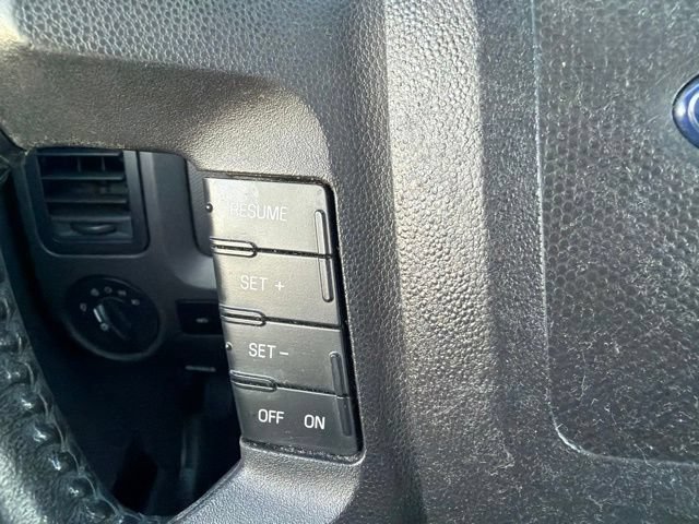 Used 2009 Ford Escape XLT AWD/4WD image 18