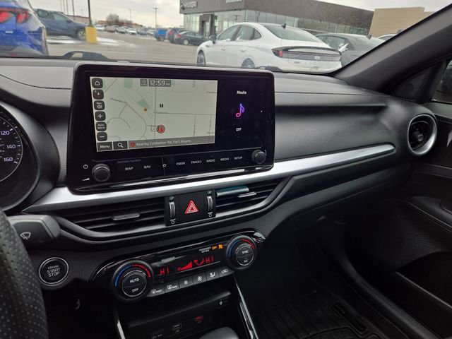 Used 2023 Kia Forte GT-Line w/ GT-Line Premium Package image 11