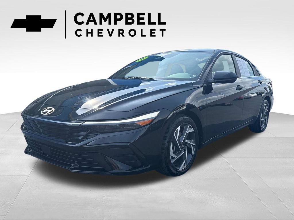 Used 2024 Hyundai Elantra SEL w/ Convenience Package