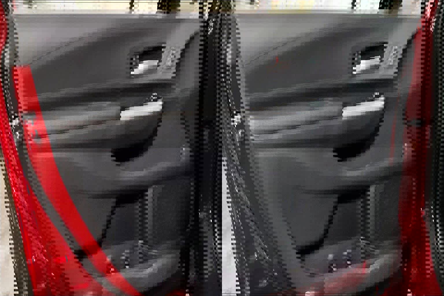 New 2025 Toyota Sienna Platinum image 10