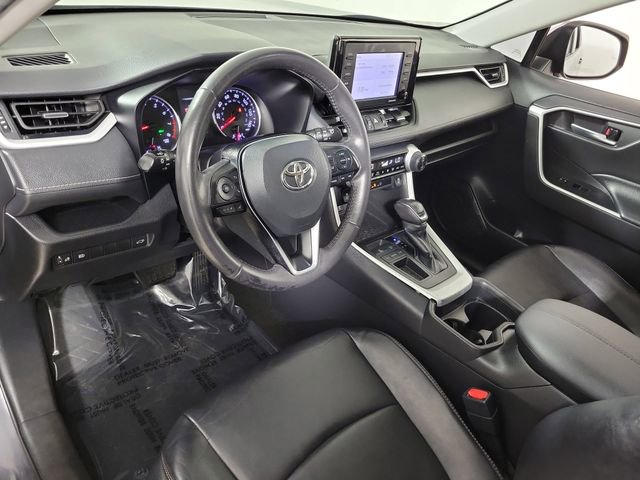 Used 2021 Toyota RAV4 XLE Premium FWD image 18