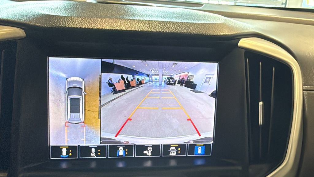 Used 2022 GMC Terrain SLT w/ Infotainment Package II image 38