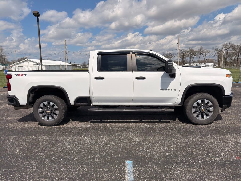 Used 2023 Chevrolet Silverado 2500 Custom w/ Custom Value Package image 7
