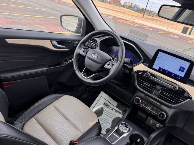 Used 2022 Ford Escape Titanium w/ Titanium Elite Package image 13