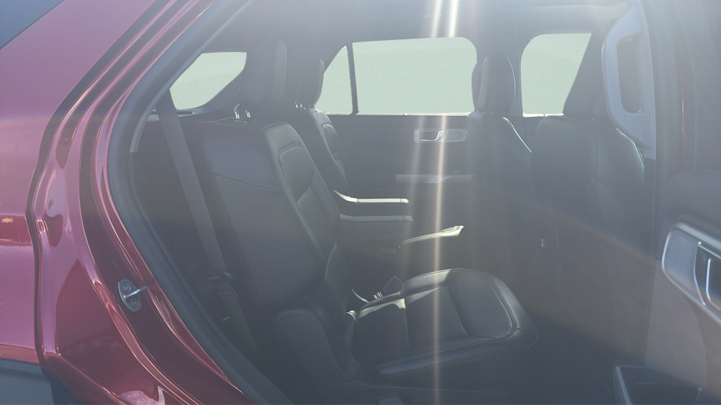 Certified 2024 Ford Explorer Limited w/ Limited Technology Package AWD/4WD image 43