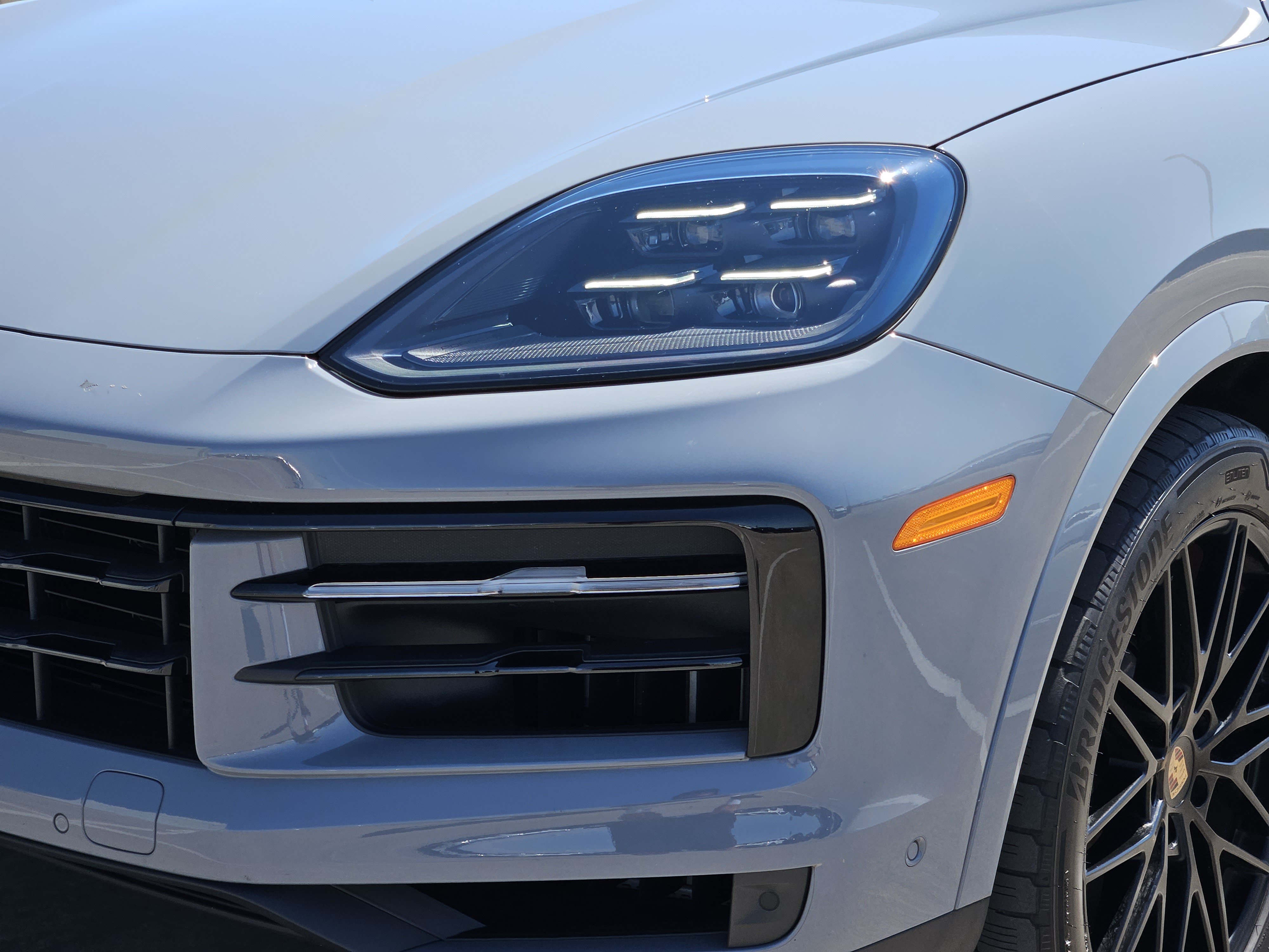 Certified 2025 Porsche Cayenne S AWD/4WD image 12