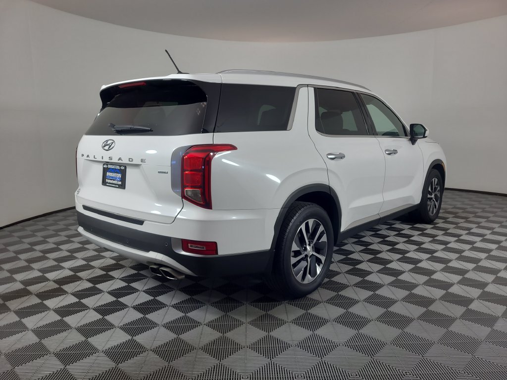 Used 2020 Hyundai Palisade SEL w/ Winter Weather Package AWD/4WD image 3