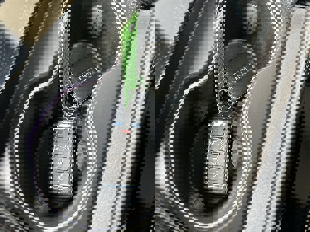 Used 2023 Jeep Grand Cherokee L Summit image 31