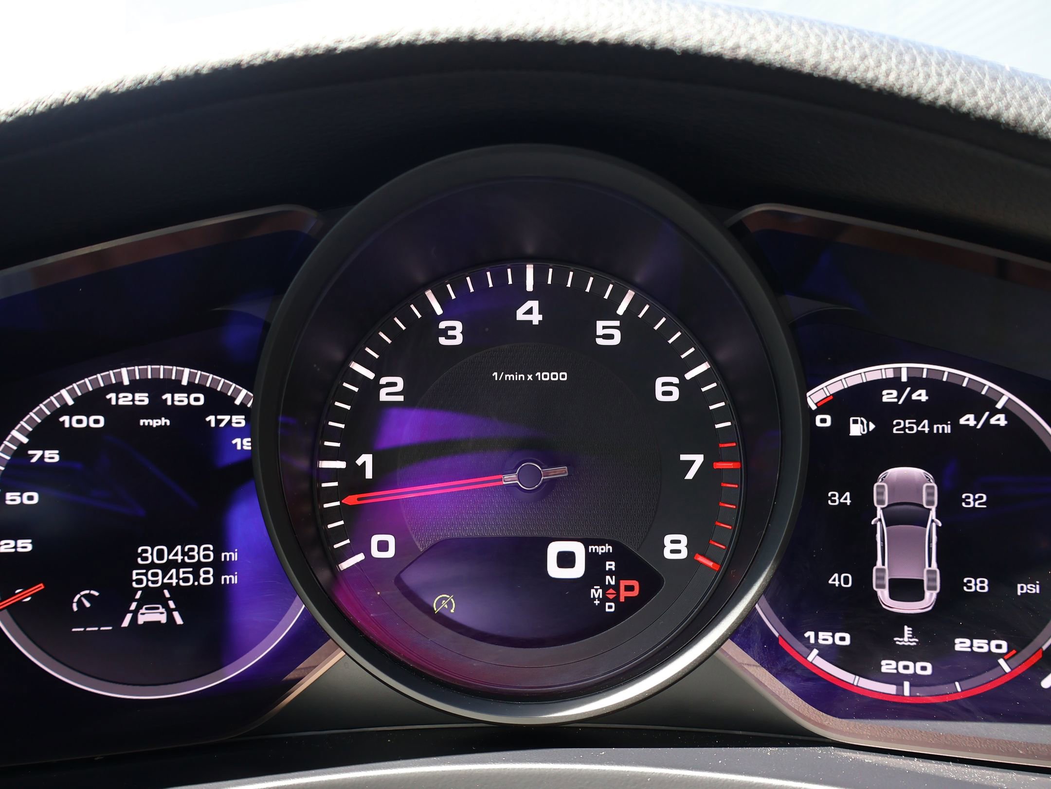 Used 2021 Porsche Panamera 4 image 16