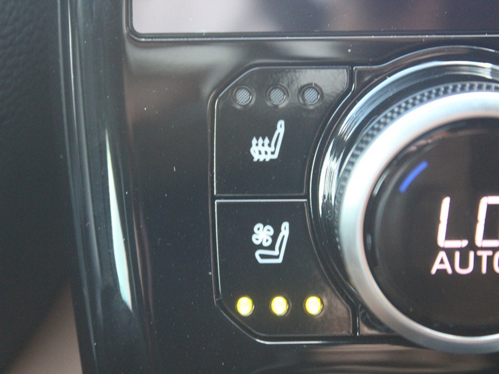 New 2026 Toyota Highlander Platinum AWD/4WD image 5