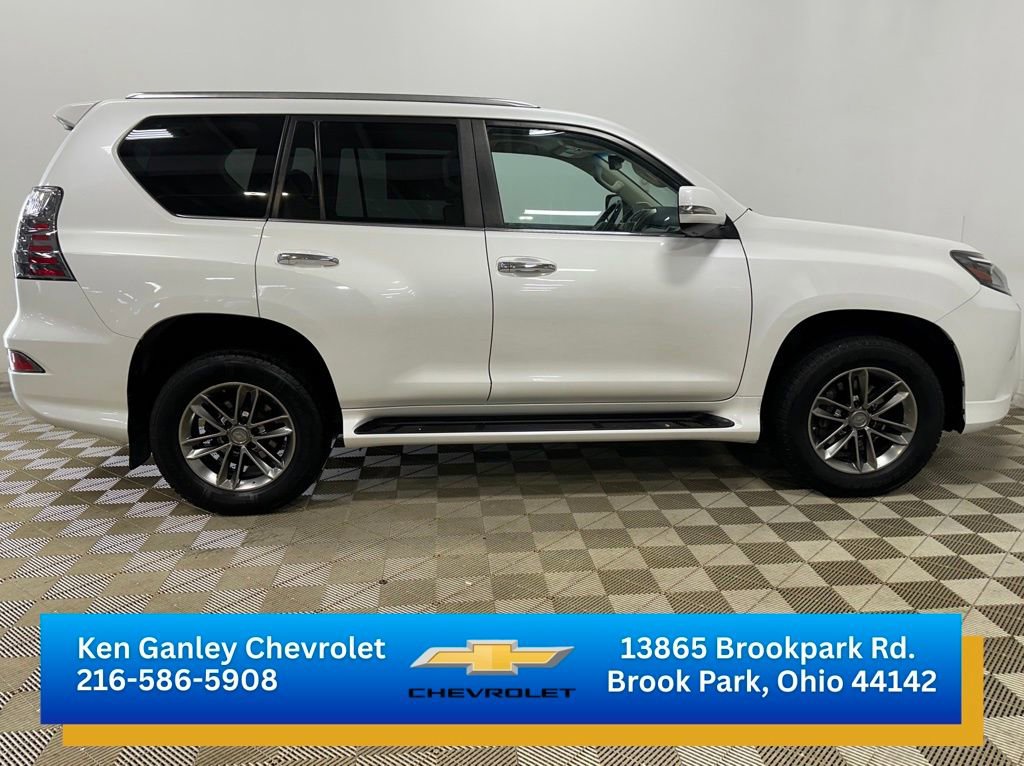 Used 2021 Lexus GX 460 Premium w/ Premium Package AWD/4WD image 4