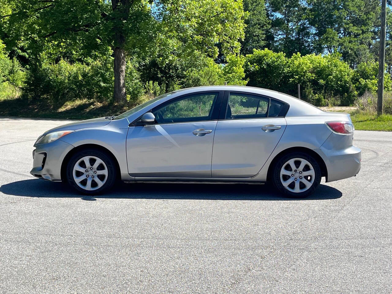 Used 2012 MAZDA MAZDA3 i Sport FWD image 5