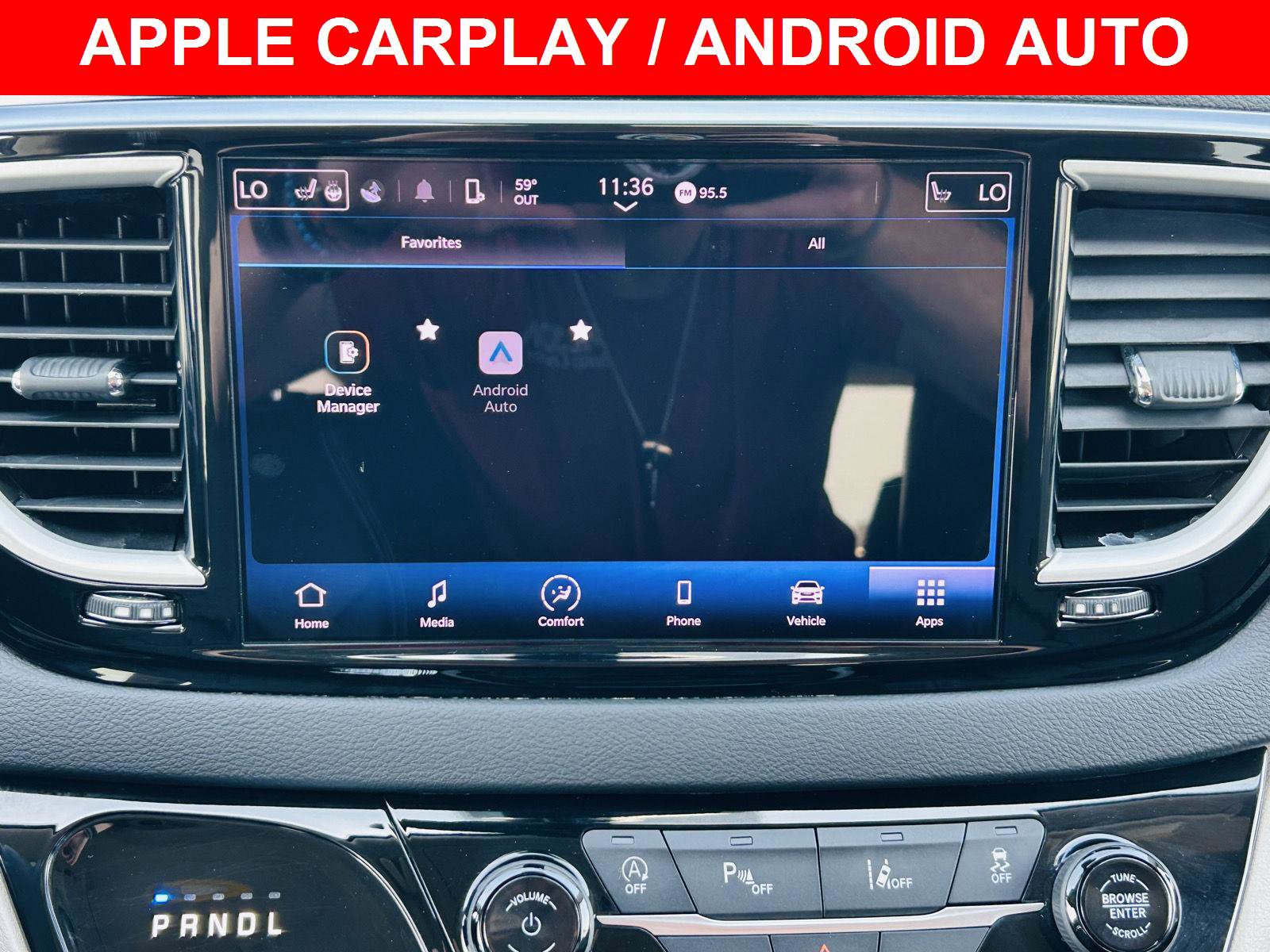 Used 2023 Chrysler Pacifica Touring-L image 4