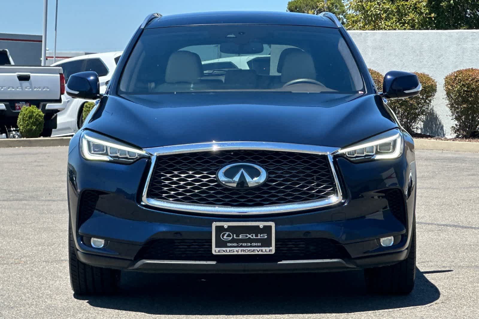 Used 2019 INFINITI QX50 Essential w/ Sensory Package AWD/4WD image 10