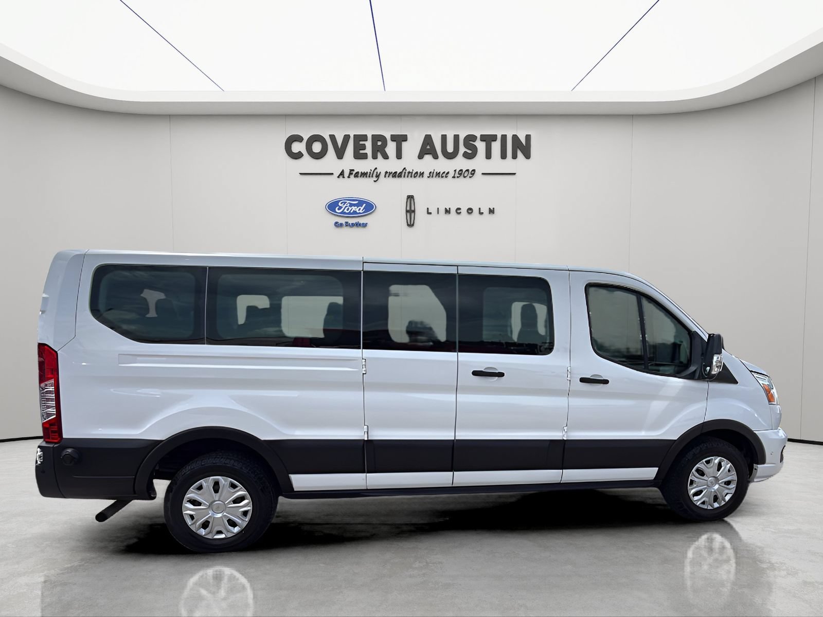 Used 2020 Ford Transit 350 XLT RWD image 6