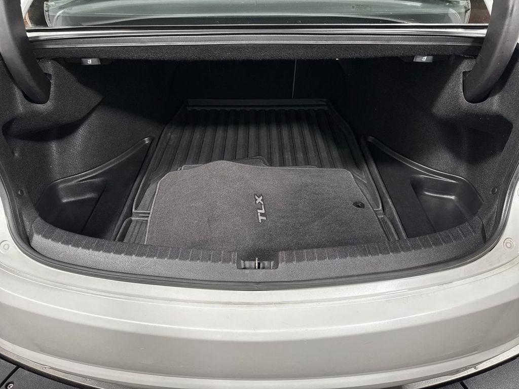 Used 2015 Acura TLX V6 image 31