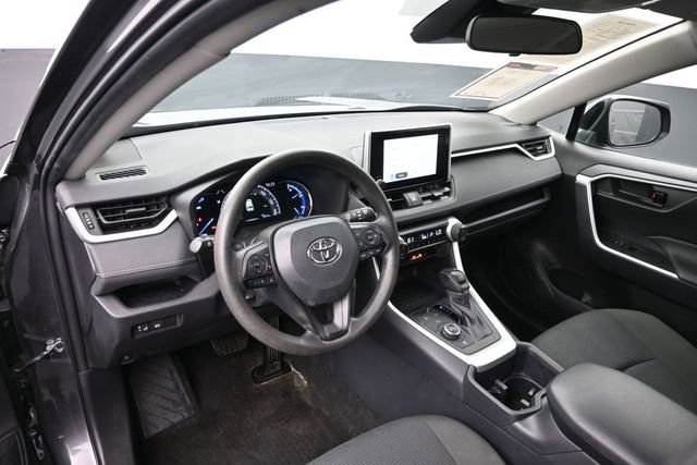 Certified 2025 Toyota RAV4 LE AWD/4WD image 10