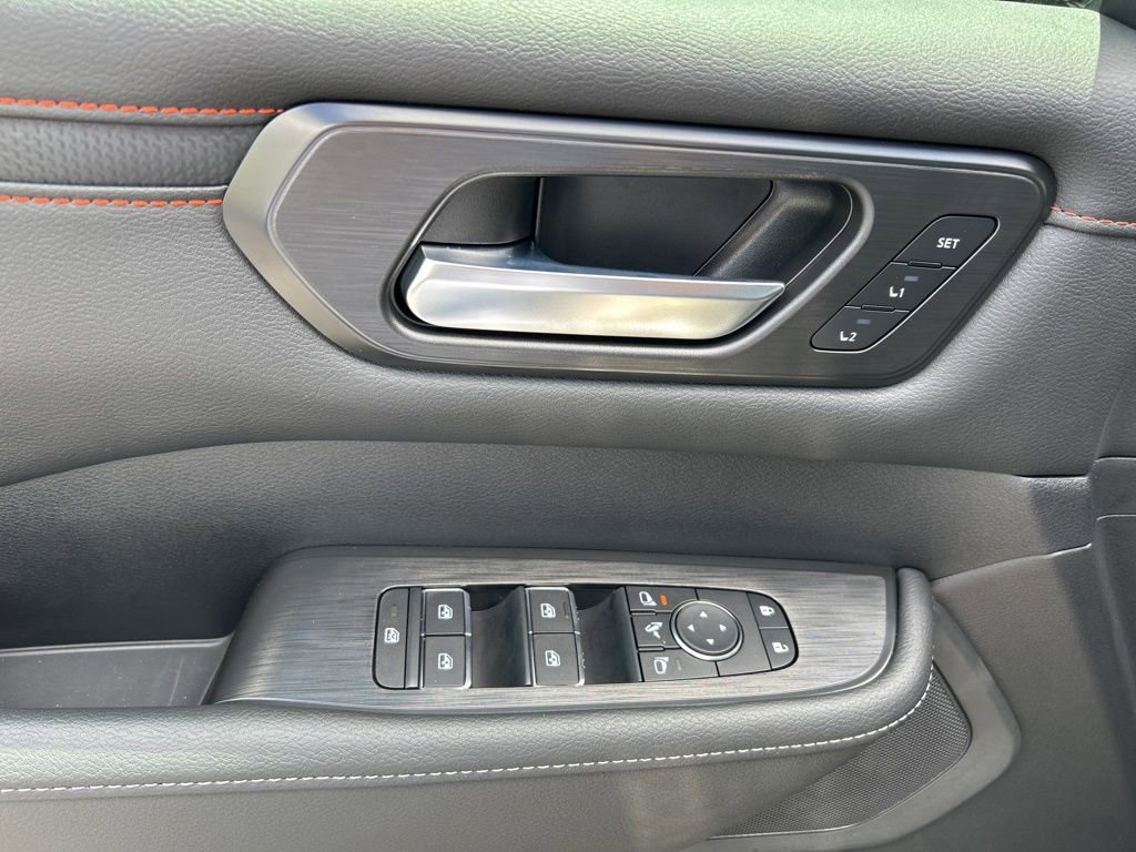 New 2026 Nissan Armada PRO-4X AWD/4WD image 19