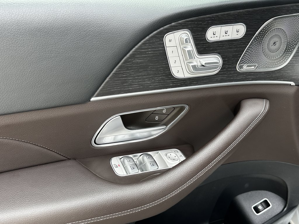Certified 2023 Mercedes-Benz GLS 450 4MATIC image 12