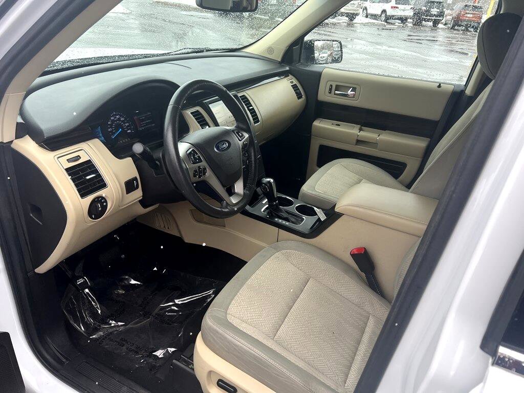 Used 2019 Ford Flex SEL AWD/4WD image 22
