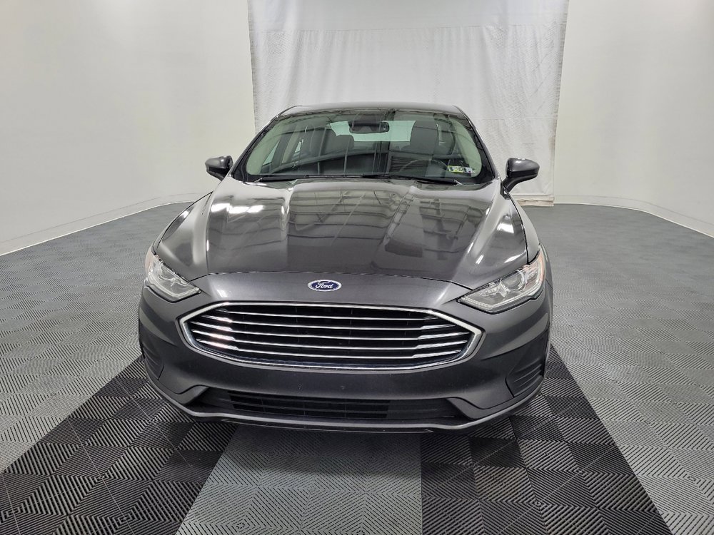 Used 2020 Ford Fusion SE image 15