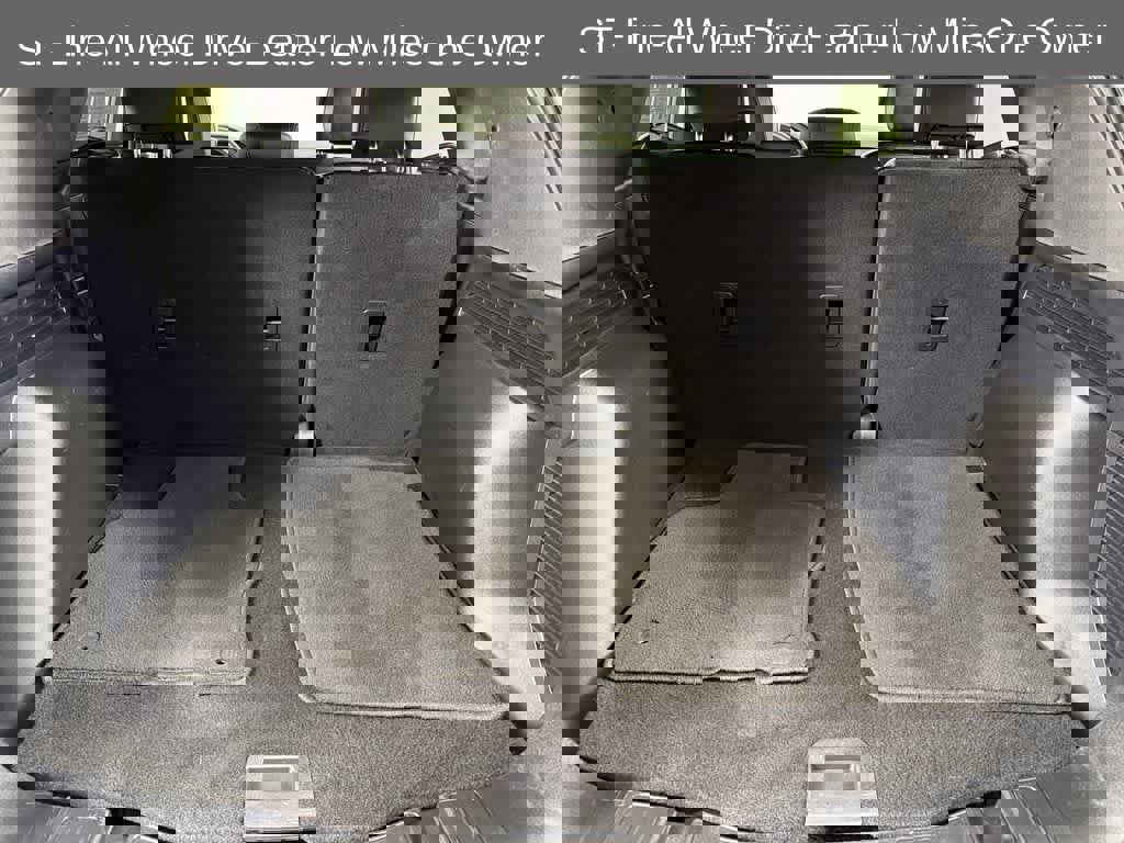 Used 2025 Ford Escape ST-Line image 31