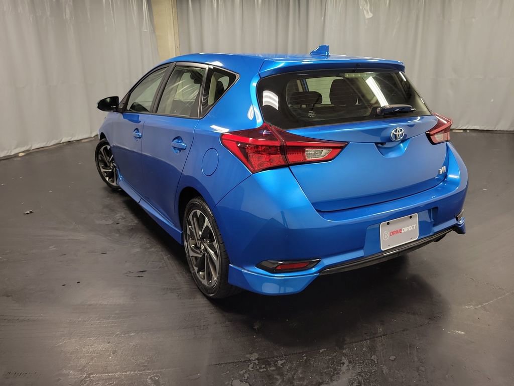 Used 2018 Toyota Corolla iM image 6