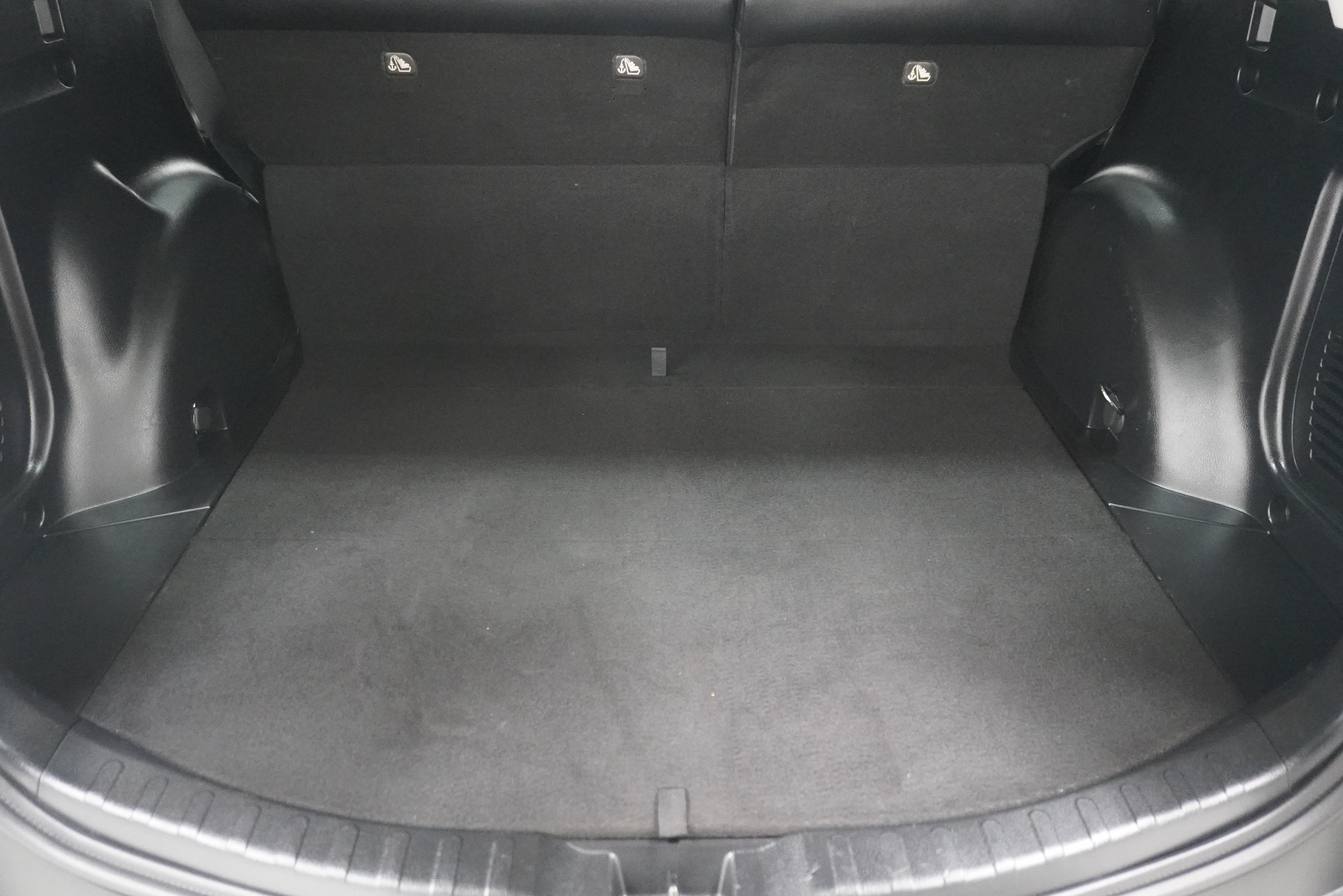 Used 2015 Toyota RAV4 Limited w/ Technology Package FWD image 29