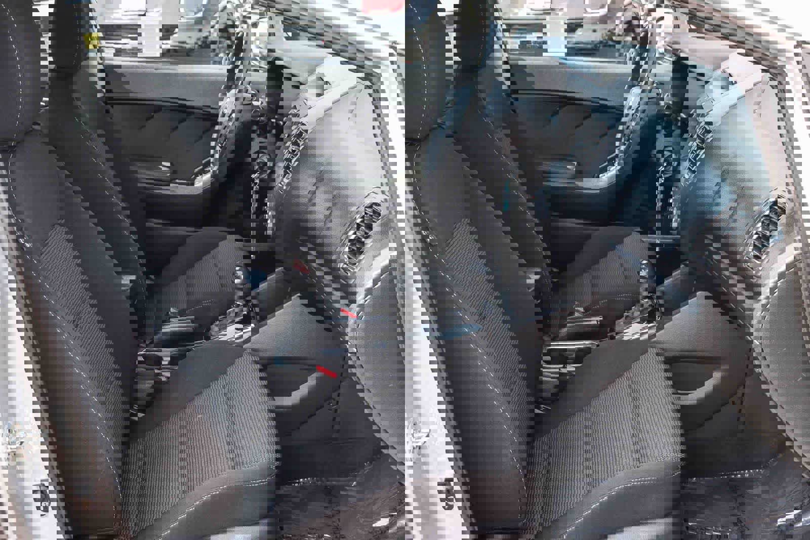 Used 2017 Kia Forte LX image 15