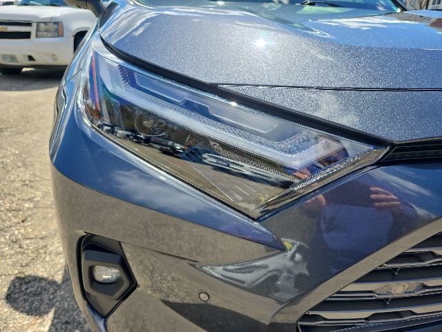 Used 2023 Toyota RAV4 Limited AWD/4WD image 13
