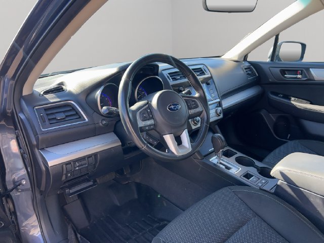 Used 2017 Subaru Outback 2.5i Premium AWD/4WD image 26