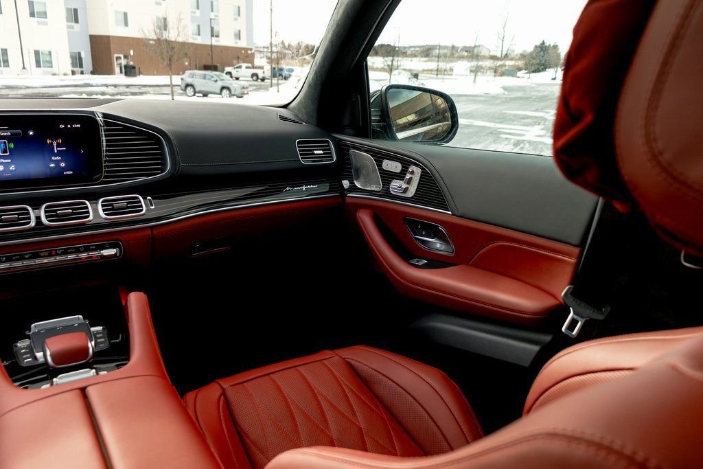 New 2026 Mercedes-Benz GLE 63 AMG S image 28