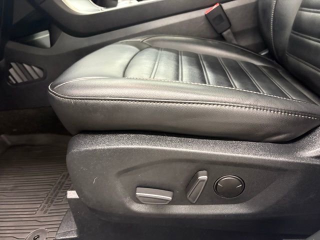 Used 2020 Ford Edge SEL w/ Convenience Package image 15