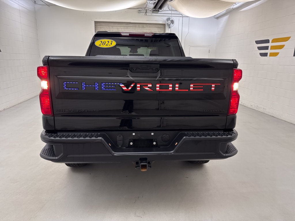 Used 2023 Chevrolet Silverado 1500 Custom Trail Boss w/ LPO, Dark Essentials Package AWD/4WD image 13