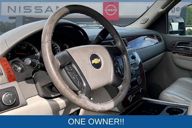 Used 2011 Chevrolet Silverado 2500 LTZ w/ LTZ Plus Package AWD/4WD image 15