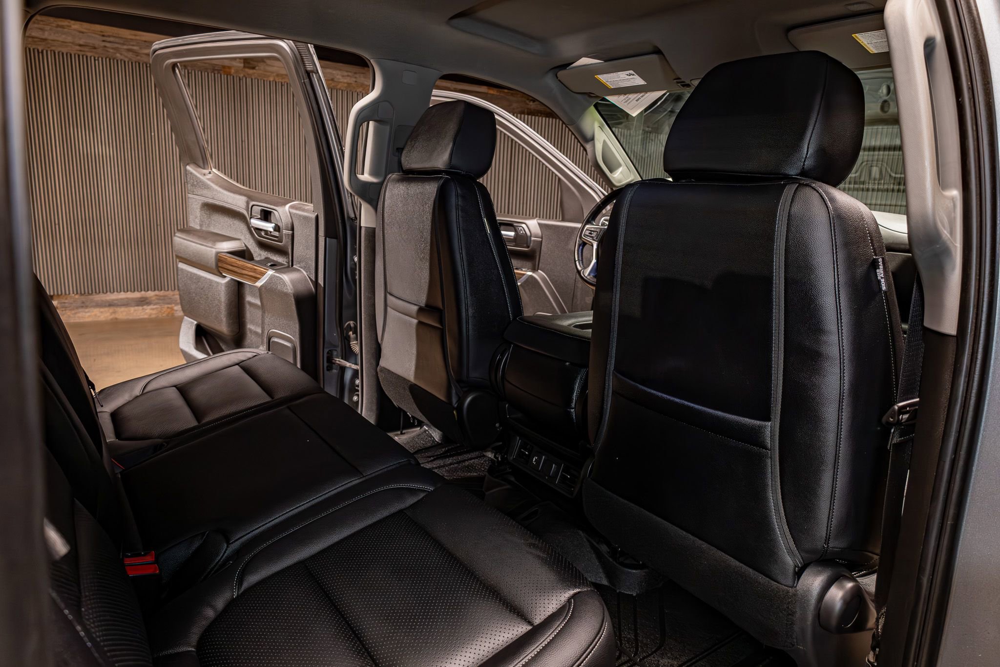 Used 2021 Chevrolet Silverado 1500 RST image 24