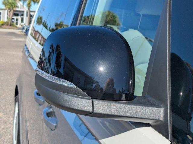 New 2025 Volkswagen ID. Buzz 1st Edition image 11