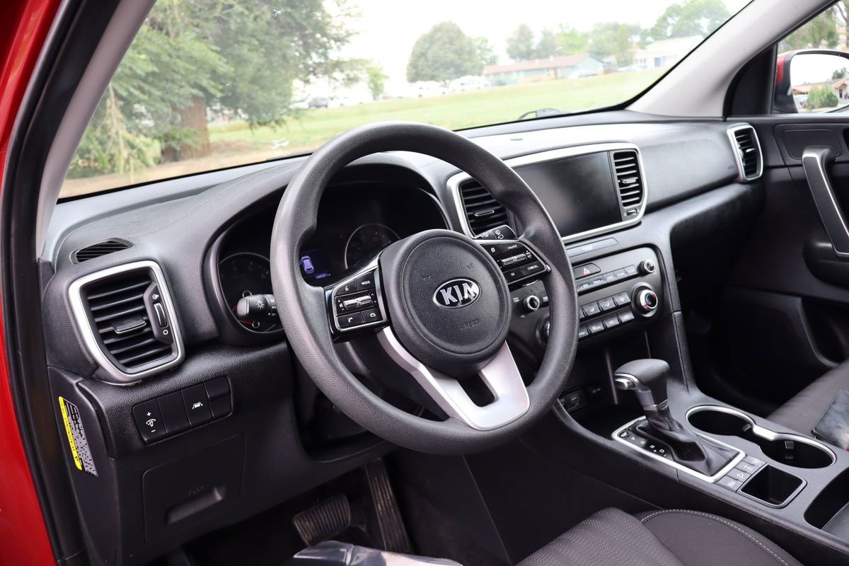Used 2022 Kia Sportage LX image 15