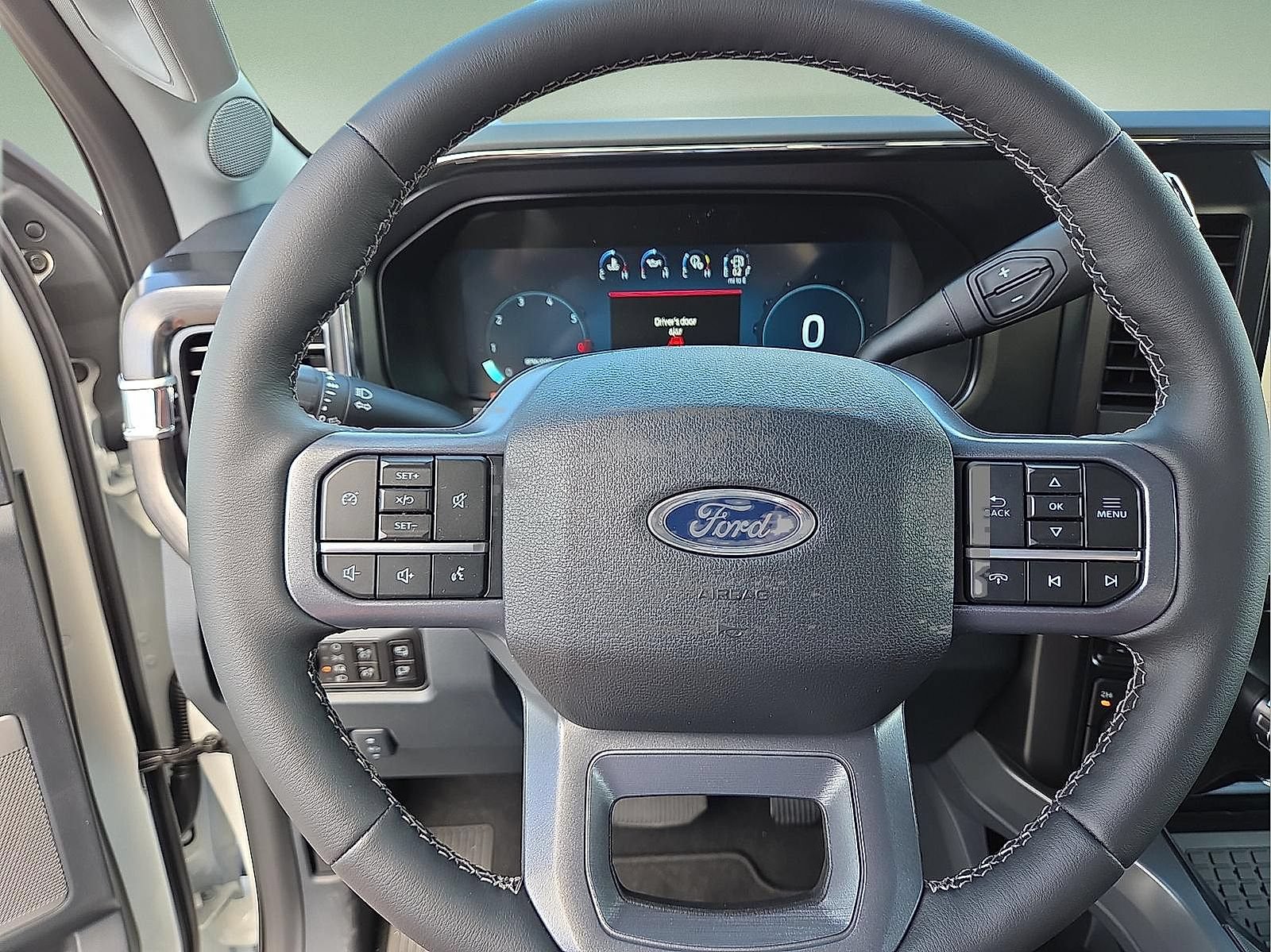 New 2026 Ford F350 Lariat w/ Tremor Off-Road Package AWD/4WD image 24