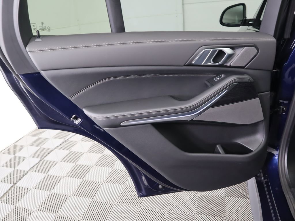 New 2026 BMW X5 sDrive40i w/ M Sport Package image 27