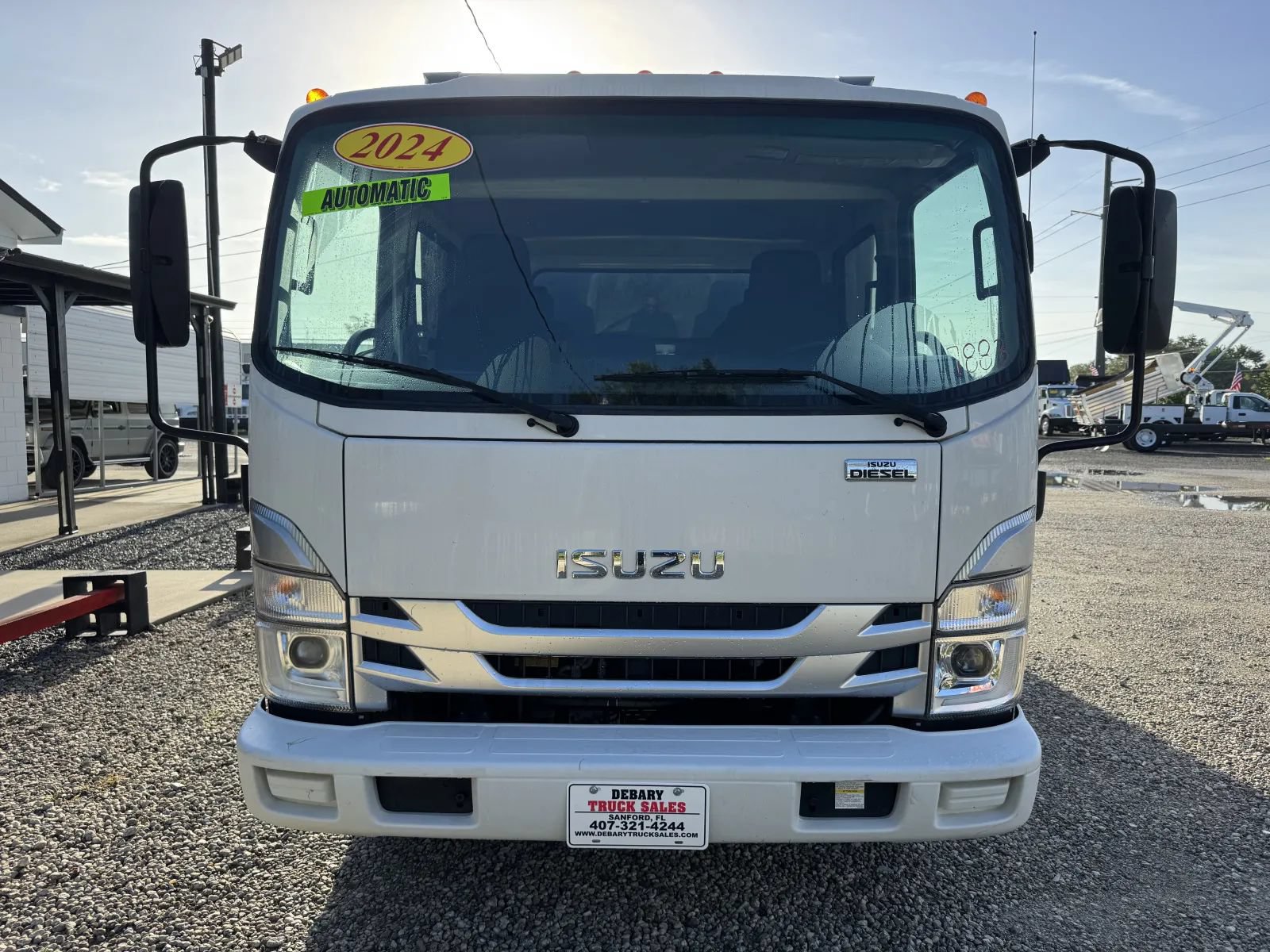Used 2024 Isuzu NPR 4500 HD RWD image 2