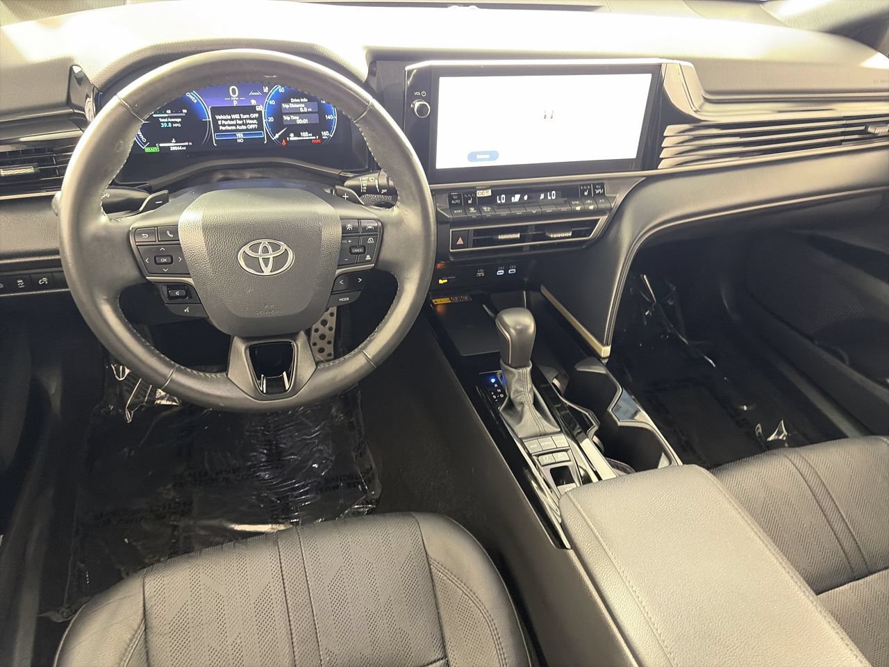 Used 2025 Toyota Camry XSE FWD image 21