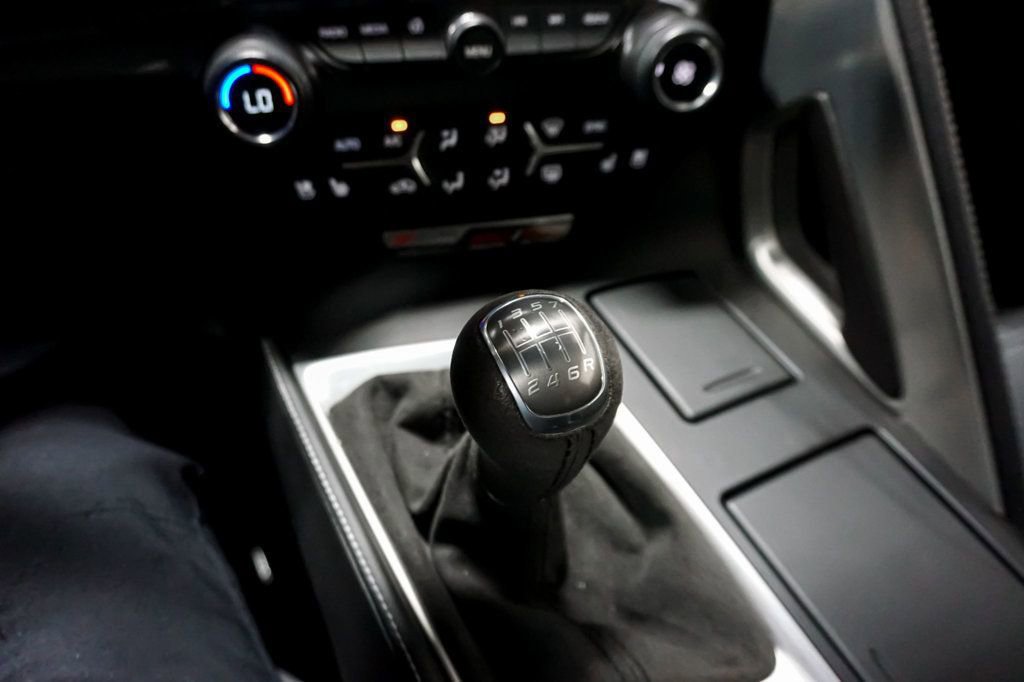 Used 2017 Chevrolet Corvette Z06 w/ Z07 Performance Package image 17