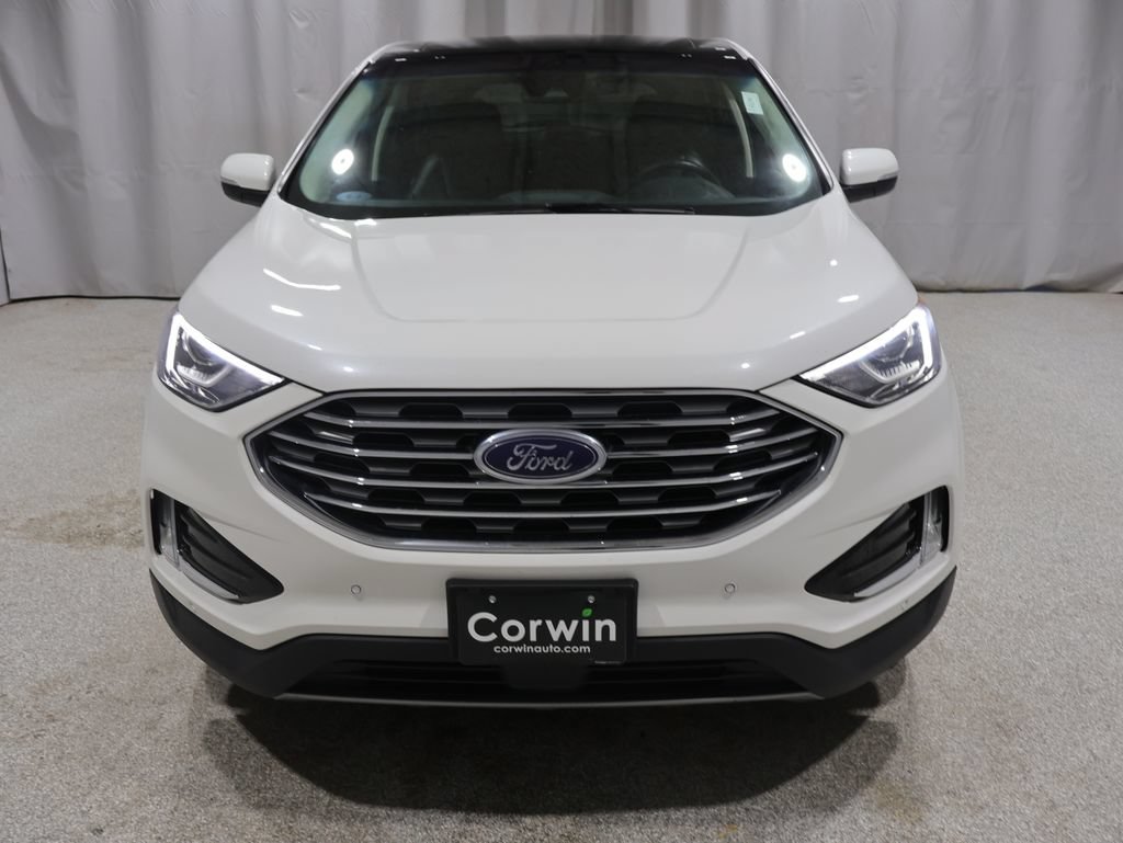 Used 2020 Ford Edge Titanium w/ Class II Trailer Tow Package AWD/4WD image 9