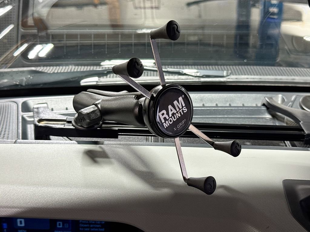 Used 2022 Ford Bronco Badlands image 35