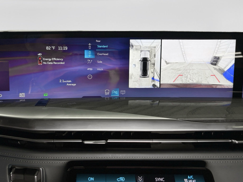 Used 2025 Cadillac Escalade IQ Luxury 2 w/ LPO, Premium Carpet Package AWD/4WD image 15